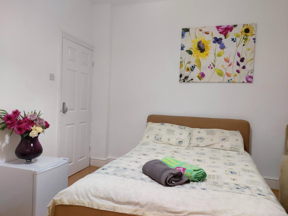 Spacious Double Room In Anfield Liverpool Esterno foto
