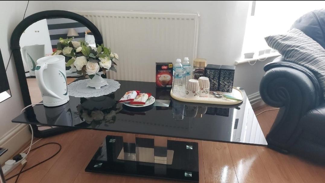 Spacious Double Room In Anfield Liverpool Esterno foto